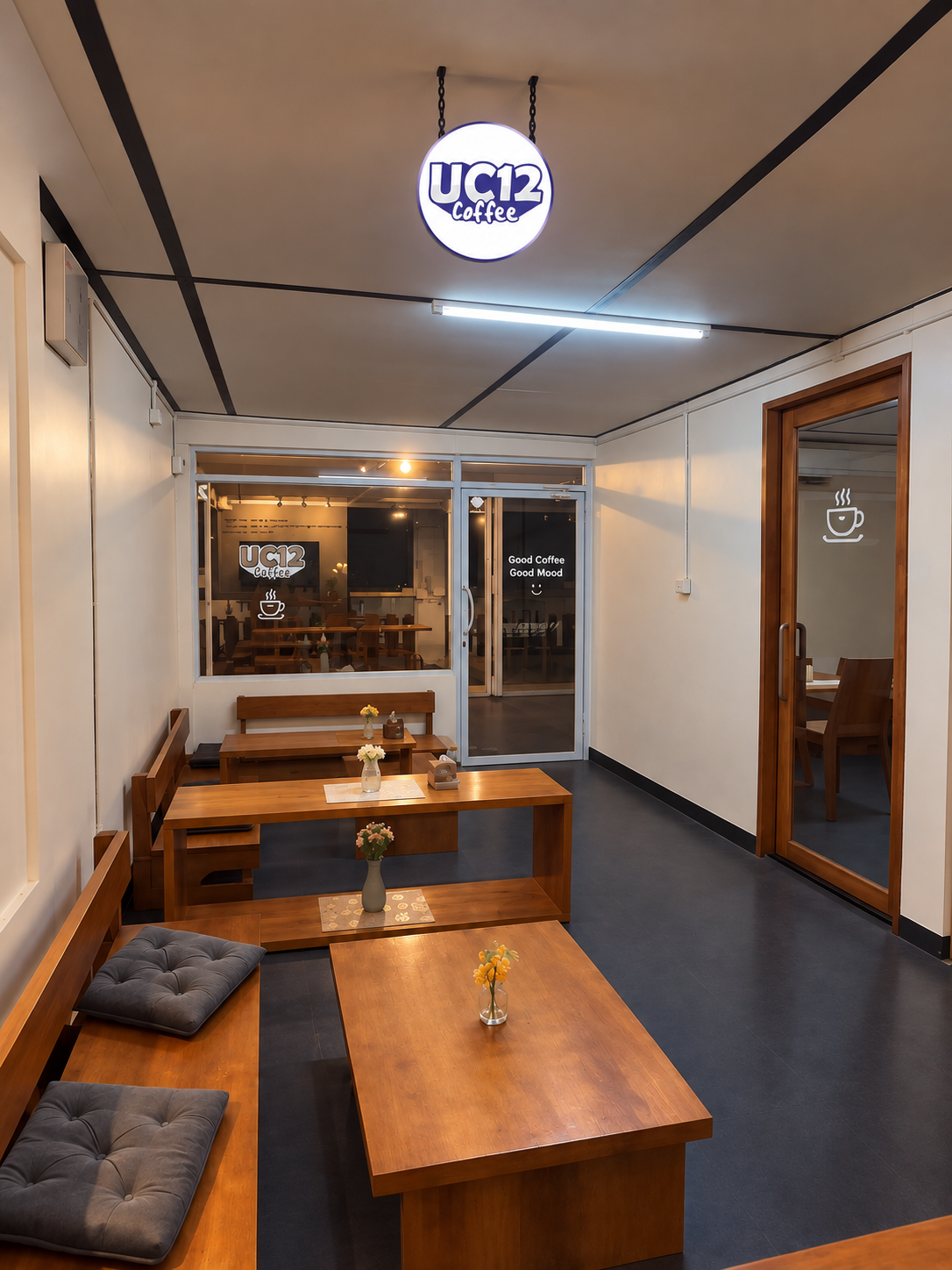 Suasana Cafe